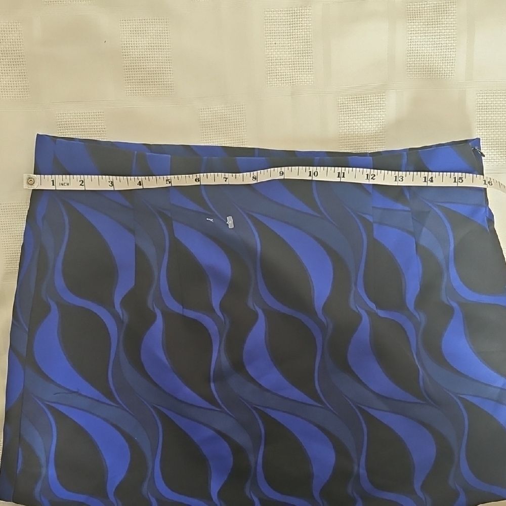 Zara Blue Mini Pencil Skirt for Cocktail Nights - Picture 6 of 16